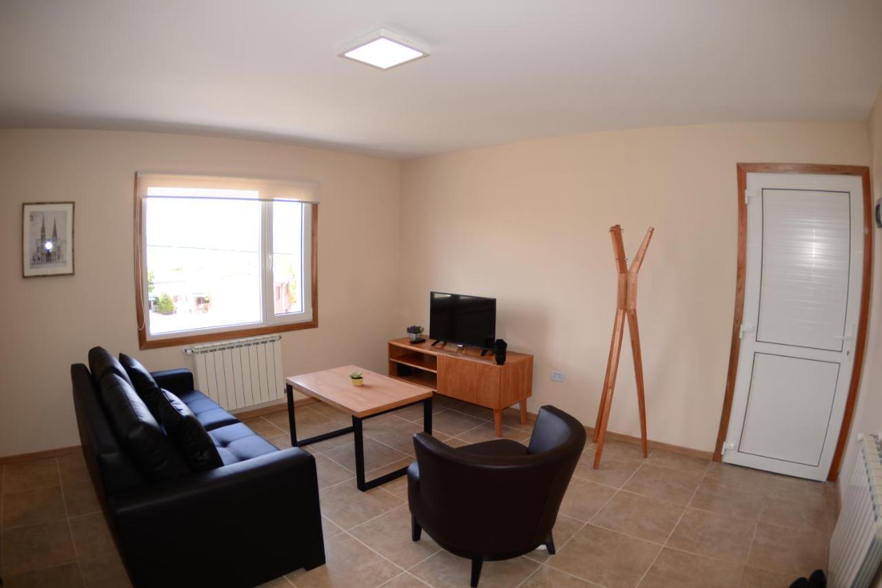 Complejo Los Guindos - Ushuaia Flat Exterior photo